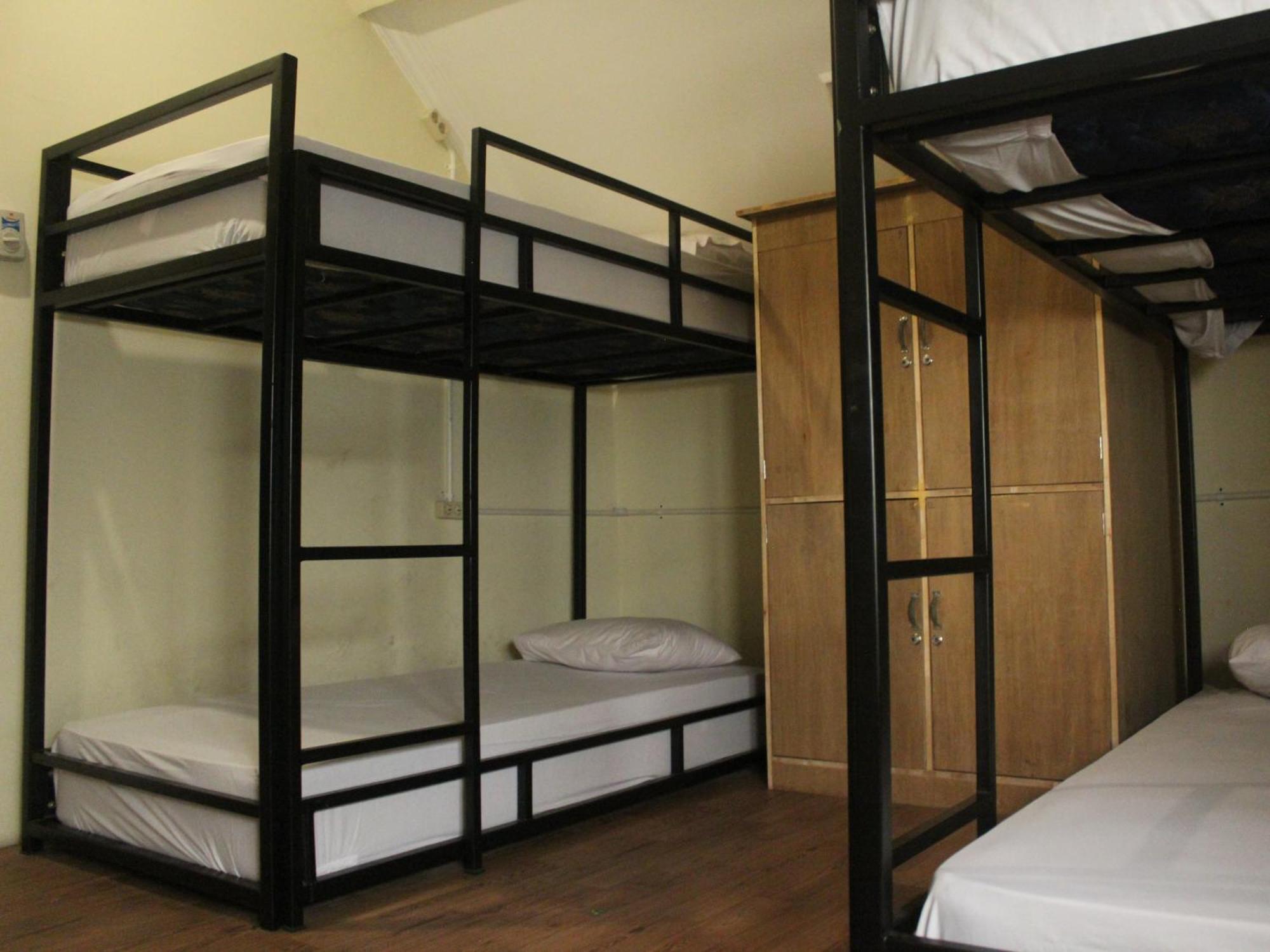 Oke Baik Hostel Jogyakarta Zewnętrze zdjęcie