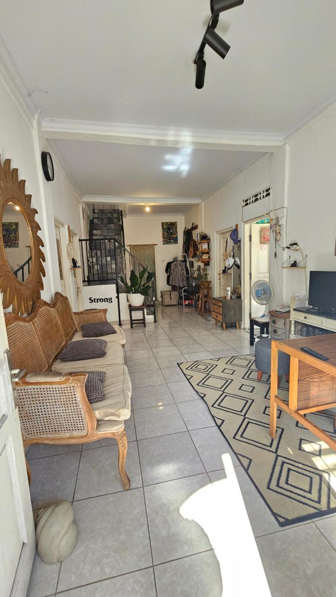 Oke Baik Hostel Jogyakarta Zewnętrze zdjęcie