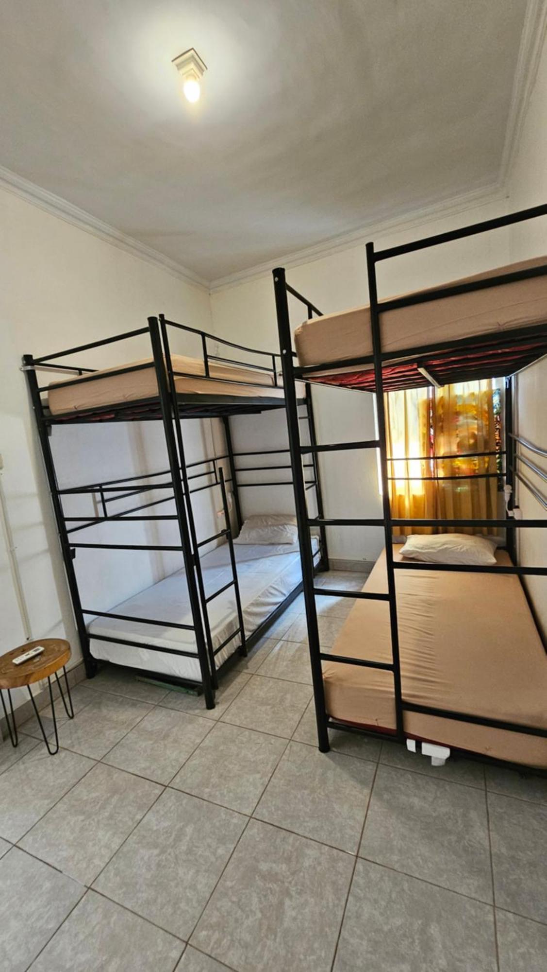 Oke Baik Hostel Jogyakarta Zewnętrze zdjęcie